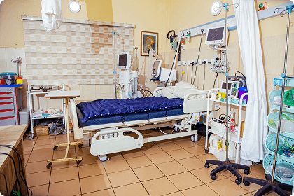 Niger Foundation Hospital intensive care unit with updated equipment
